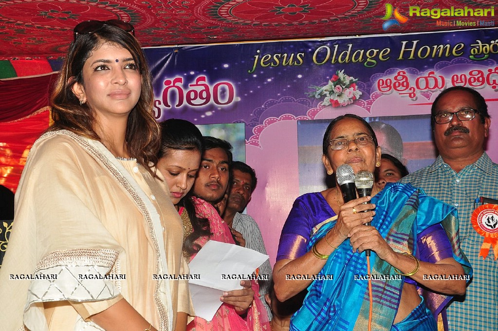 Lakshmi Manchu and Suma Kanakala launches Jesus Old Age Home Khammam