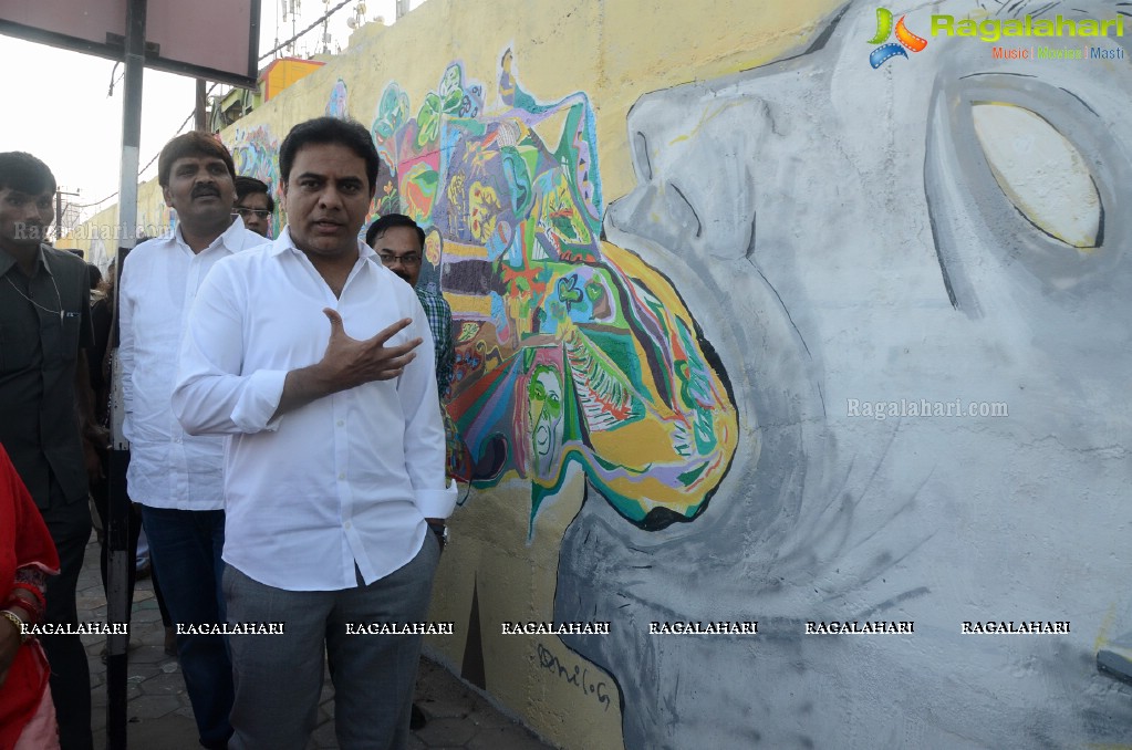 Love Hyderabad Sculpture unveiled by Minister KTR at Tank Bund, Hyderabad