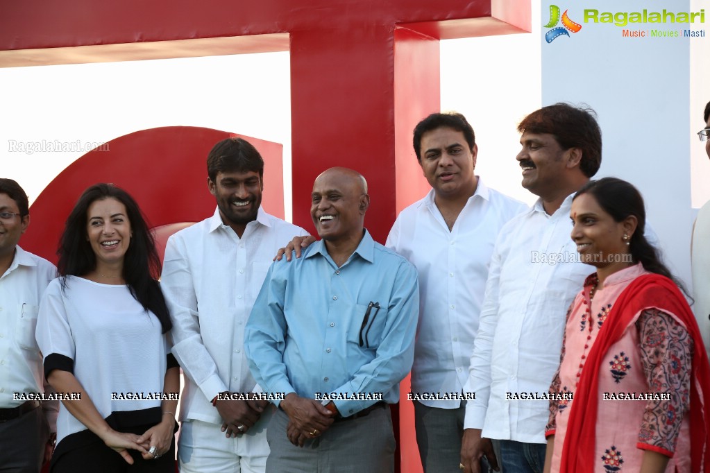 Love Hyderabad Sculpture unveiled by Minister KTR at Tank Bund, Hyderabad