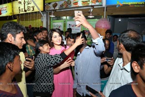 Raashi Khanna Birthday