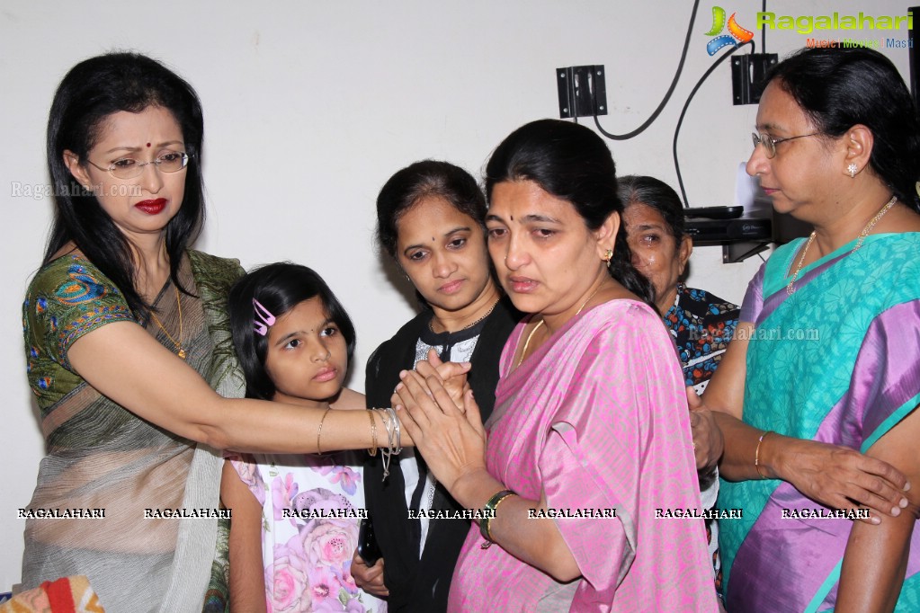 Gautami Tadimalla visits Sparsh Hospice in Hyderabad