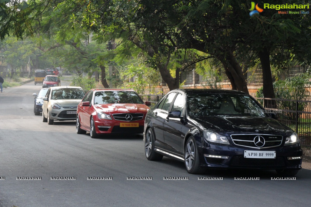 CannonBall Club Supercar Show Rally Hyderabad 2016 at Olive Bistro