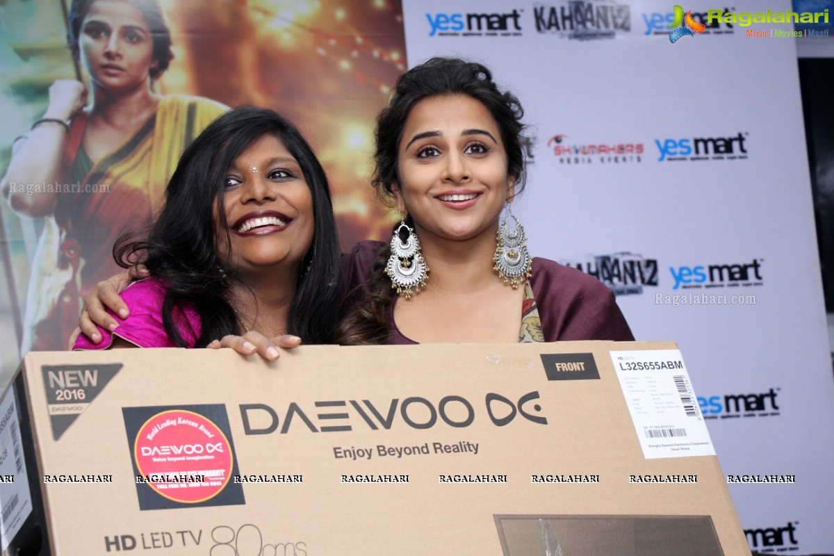 Vidya Balan launches Daewoo Brand at Yes Mart, Madhapur, Hyderabad