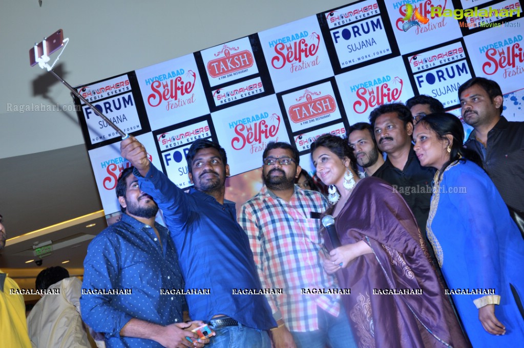 Vidya Balan at Hyderabad Selfie Festival, Forum Sujana Mall, Hyderabad