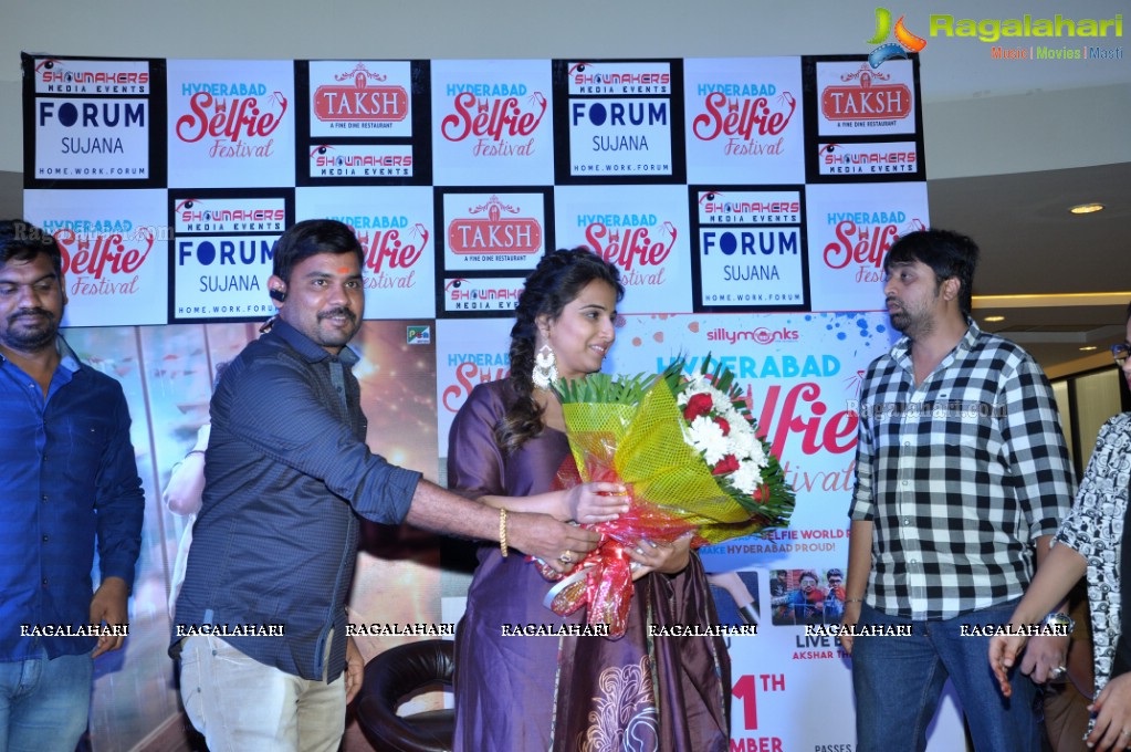 Vidya Balan at Hyderabad Selfie Festival, Forum Sujana Mall, Hyderabad