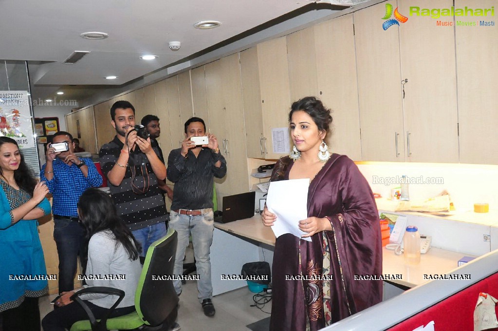 Vidya Balan's Kahaani 2 Promotion at Radio Mirchi