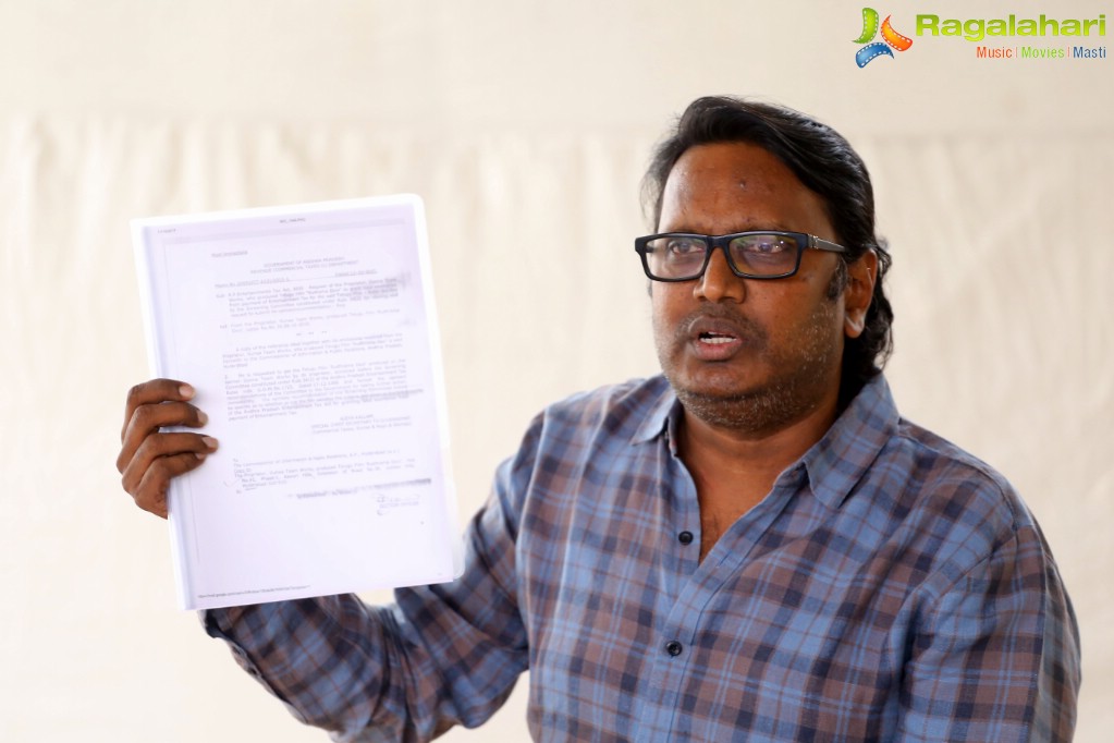 Gunasekhar Controversy Press Meet on Nandi Awards