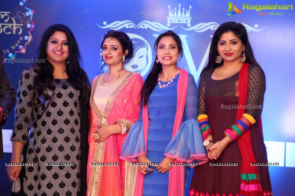 Hum Soch Ladies Organization Fashion Show at RNB Select Hotel, Hyderabad