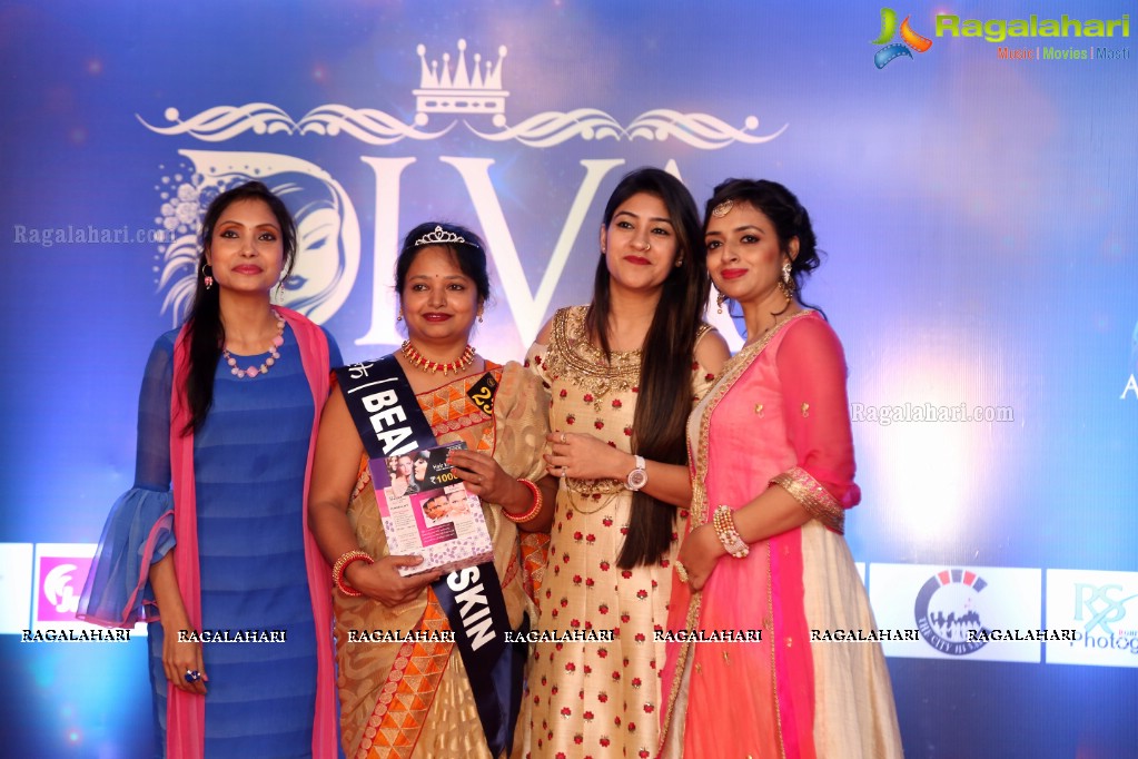 Hum Soch Ladies Organization Fashion Show at RNB Select Hotel, Hyderabad