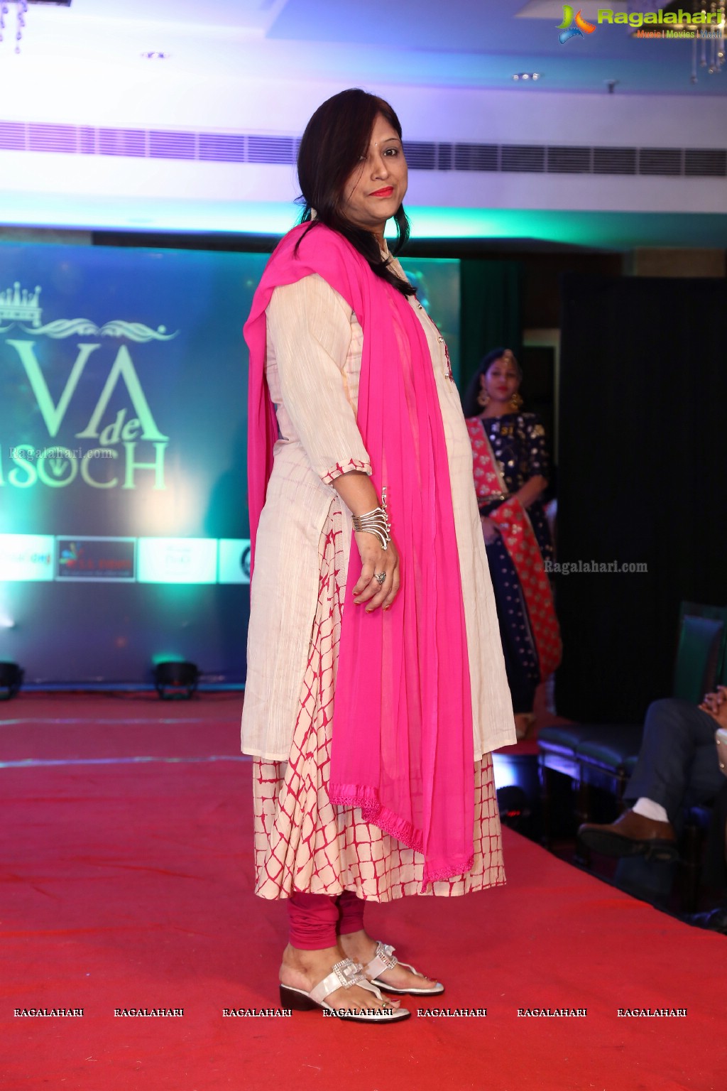 Hum Soch Ladies Organization Fashion Show at RNB Select Hotel, Hyderabad