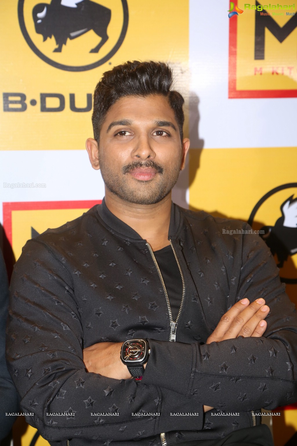 Allu Arjun launches B-Dubs in Hyderabad