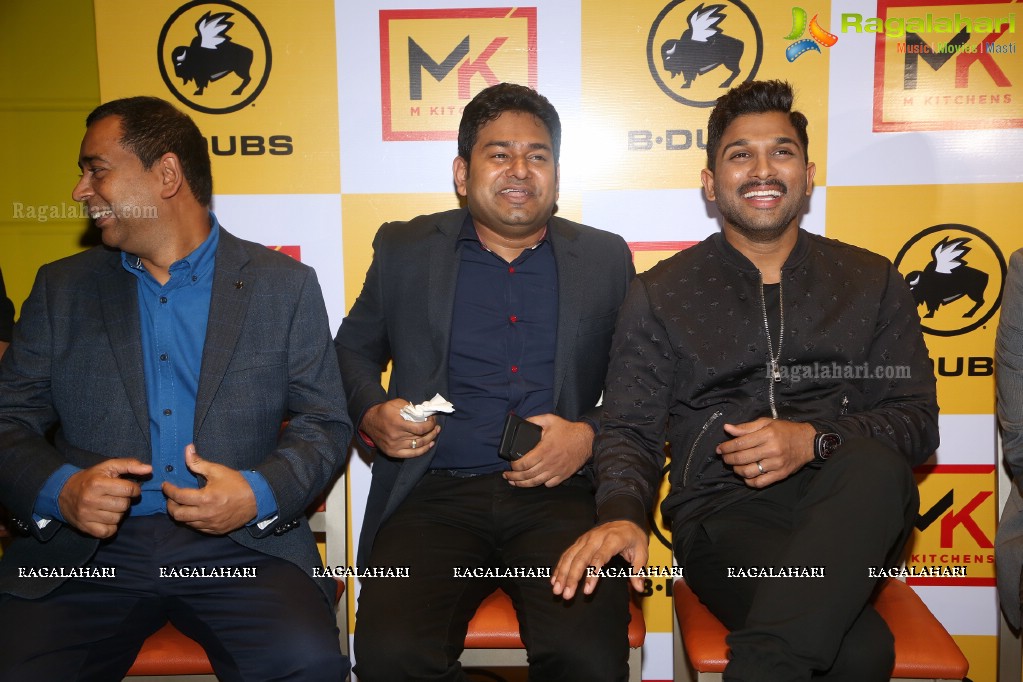 Allu Arjun launches B-Dubs in Hyderabad
