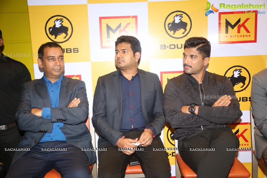 Allu Arjun launches B-Dubs in Hyderabad