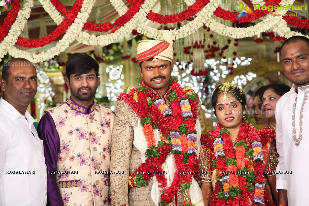 Grand Wedding of Anitha with Ravishwar Goud at Jewel Garden, Sikh Village, Secunderabad