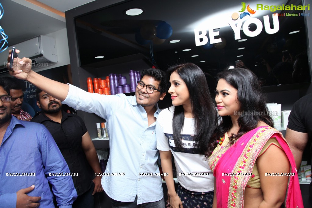 Rashmi Gautam launches Be You Unisex Salon and Dental Studio, AS Rao Nagar, Hyderabad