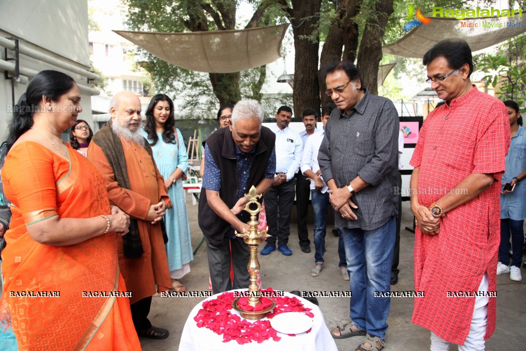 Dr.Reddy's Foundation The Kallam Anji Reddy Art Festival at Green Park, Begumpet