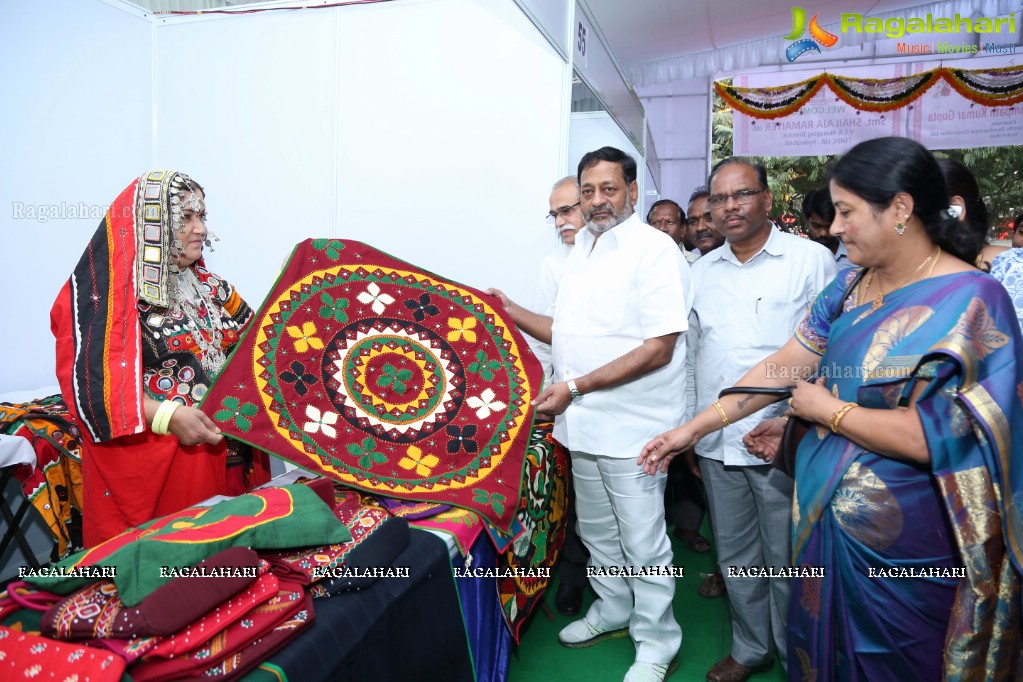 Golkonda Handlooms Exhibition at LB Nagar