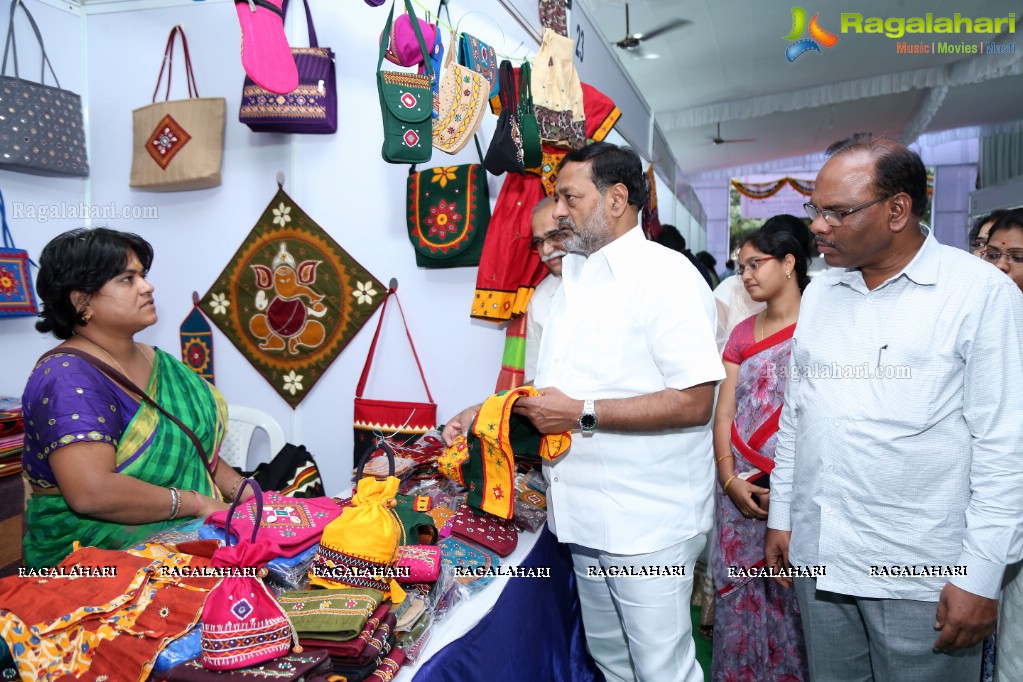 Golkonda Handlooms Exhibition at LB Nagar