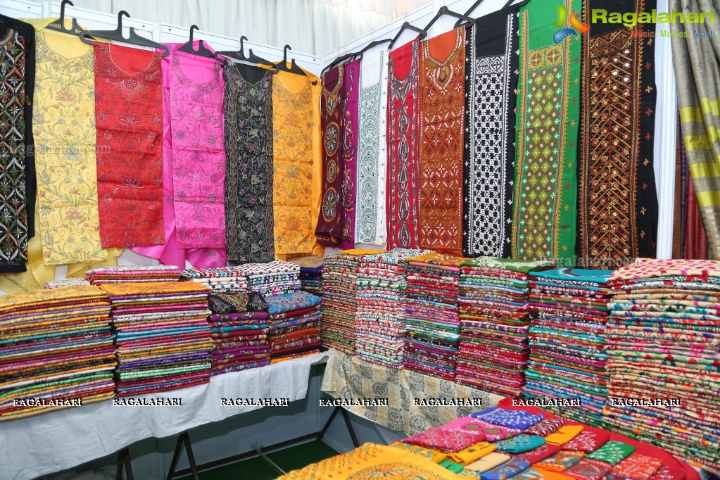 Golkonda Handlooms Exhibition at LB Nagar