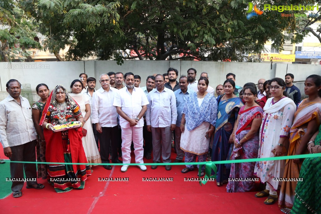 Golkonda Handlooms Exhibition at LB Nagar