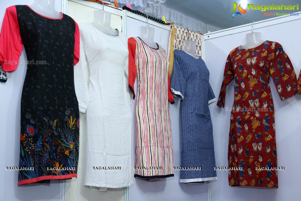 Golkonda Handlooms Exhibition at LB Nagar