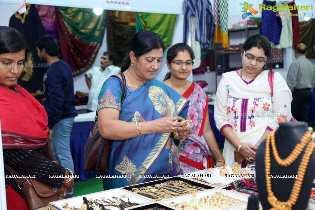 Golkonda Handlooms Exhibition at LB Nagar