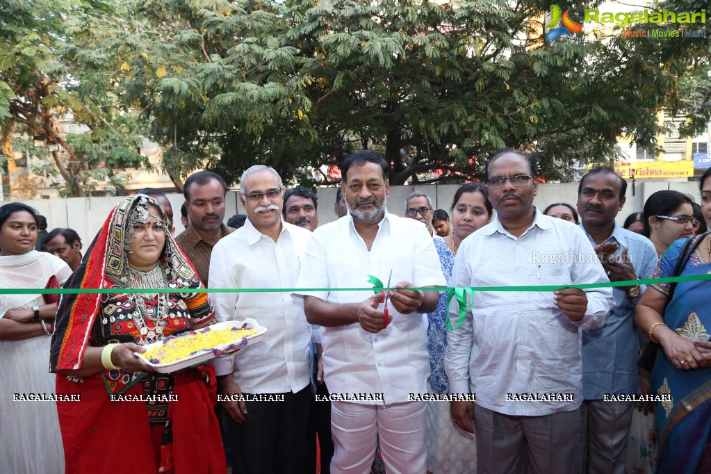 Golkonda Handlooms Exhibition at LB Nagar