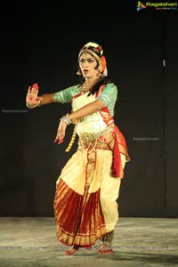 Haleem Khan Kuchipudi Dance