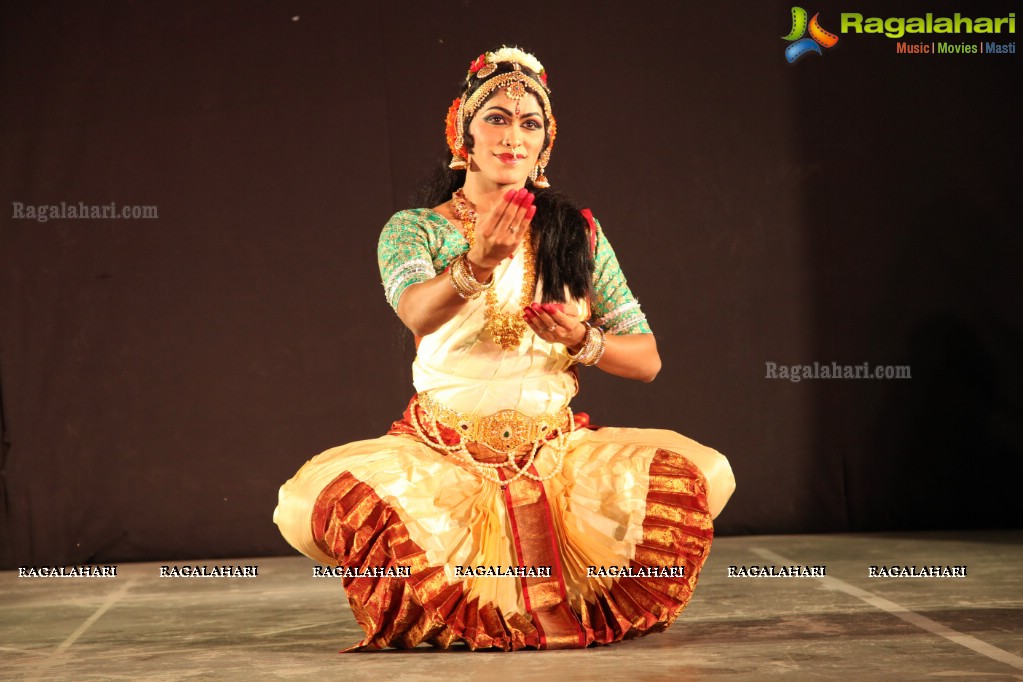 Kuchipudi Dance Performance by Haleem Khan at Agaaz-e-Baatcheet Program