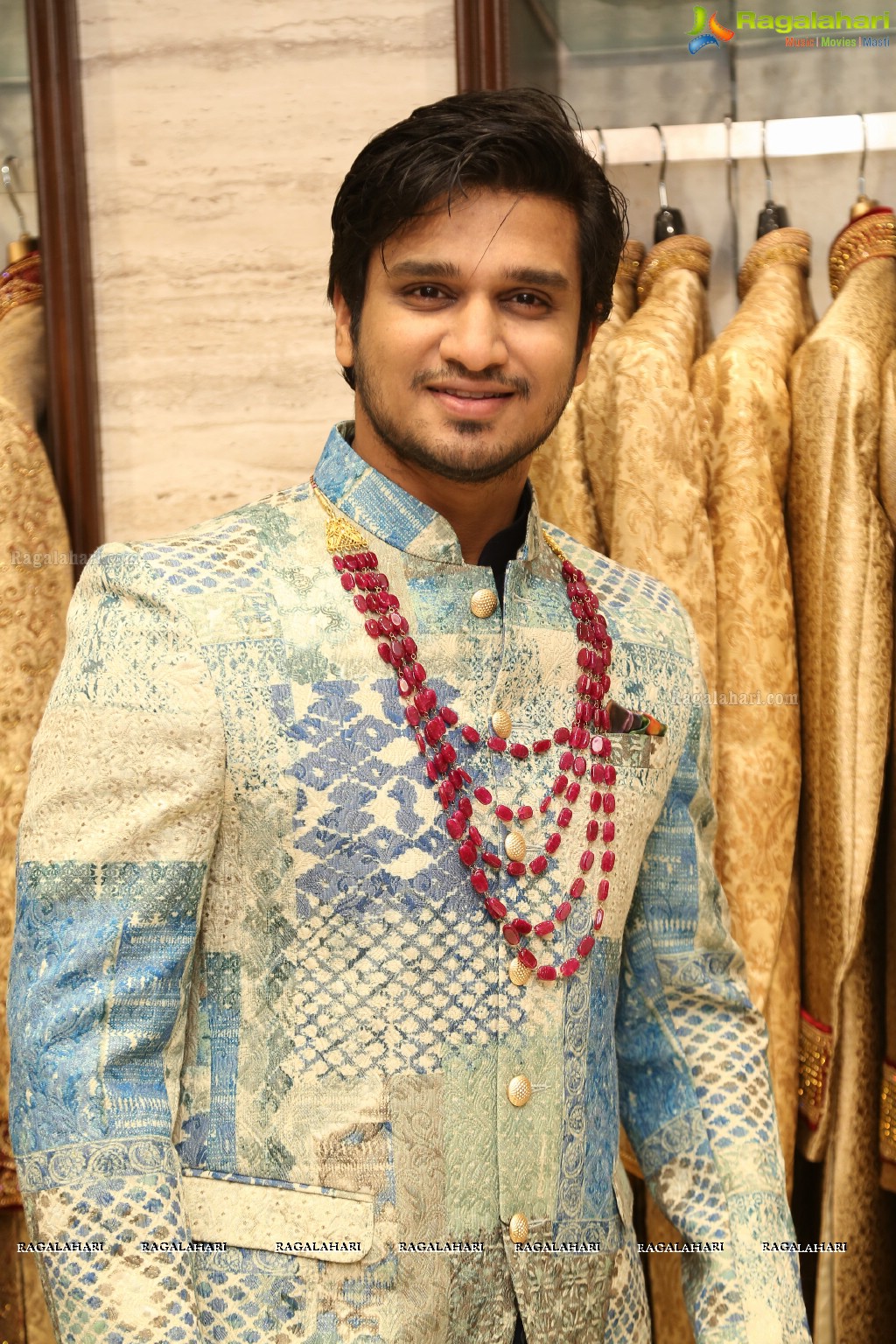 Nikhil inagurates Jahanpanah Secunderabad Store