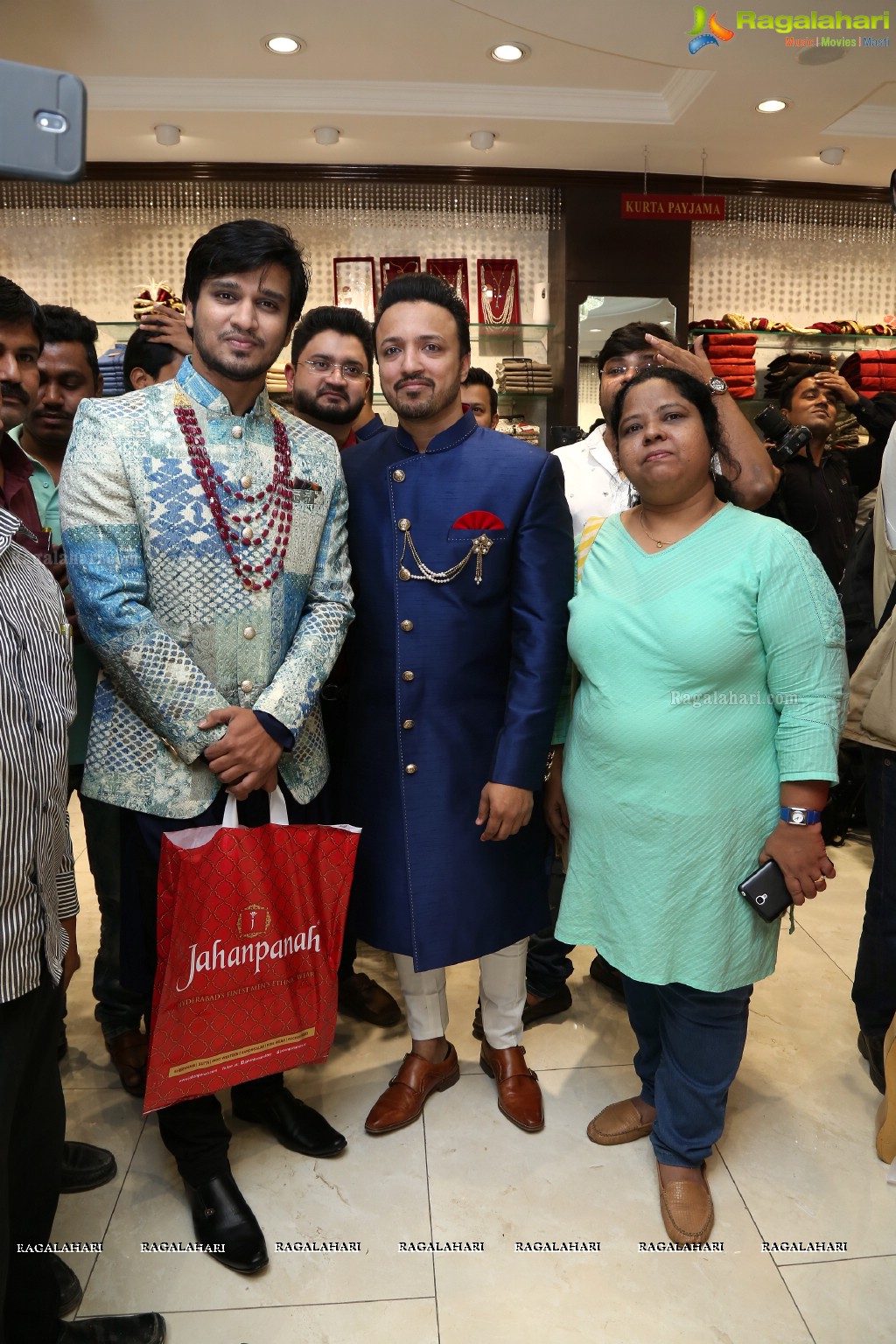 Nikhil inagurates Jahanpanah Secunderabad Store