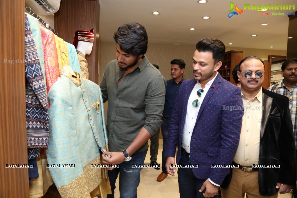 Jahanpanah store launch at Dilsukhnagar by Tollywood actor Sundeep Kishan