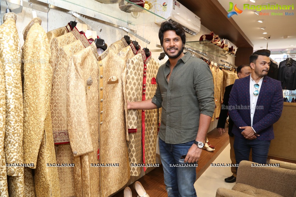 Jahanpanah store launch at Dilsukhnagar by Tollywood actor Sundeep Kishan