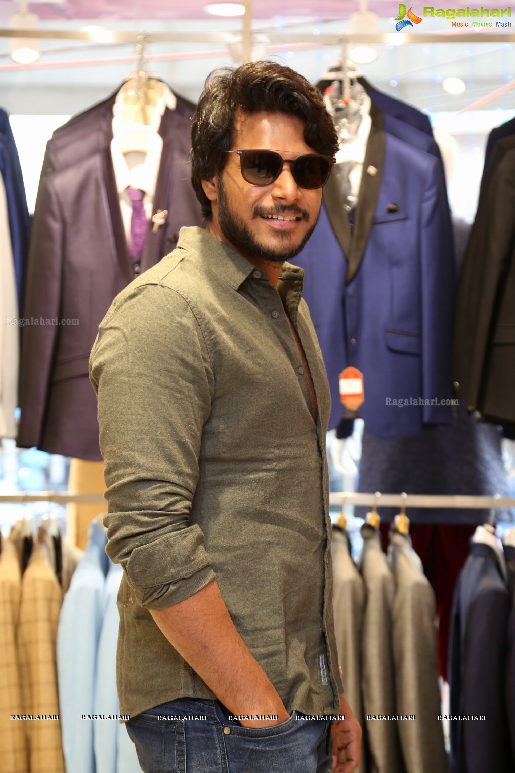 Jahanpanah store launch at Dilsukhnagar by Tollywood actor Sundeep Kishan