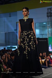 Jibran Jewels Fashion Show