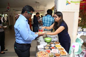 Khaan Paan Dukaan at Sankalp