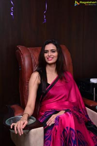 Meenakshi Dixit Naturals Vijayawada