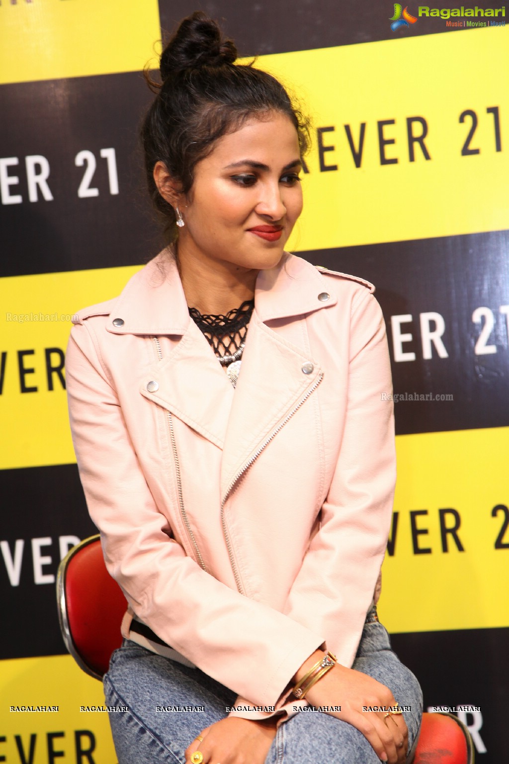 Meet and Greet with Vidya Vox at Forever 21, Forum Sujana Mall