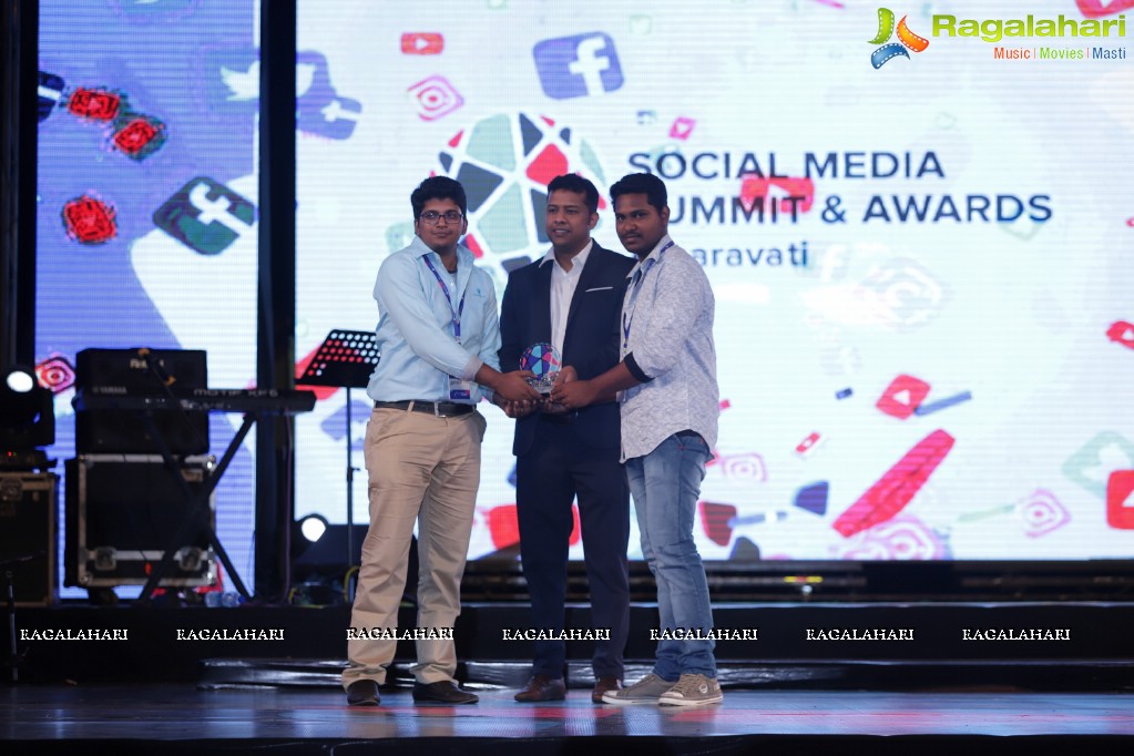 Social Media Awards Summit