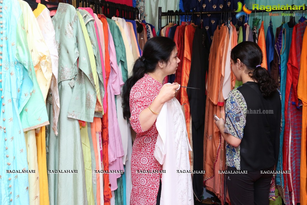 Aditi Myakal inaugurates Style Bazaar Fashion Exhibition at Taj Krishna