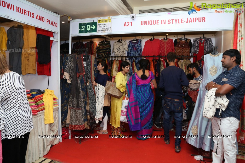 Aditi Myakal inaugurates Style Bazaar Fashion Exhibition at Taj Krishna