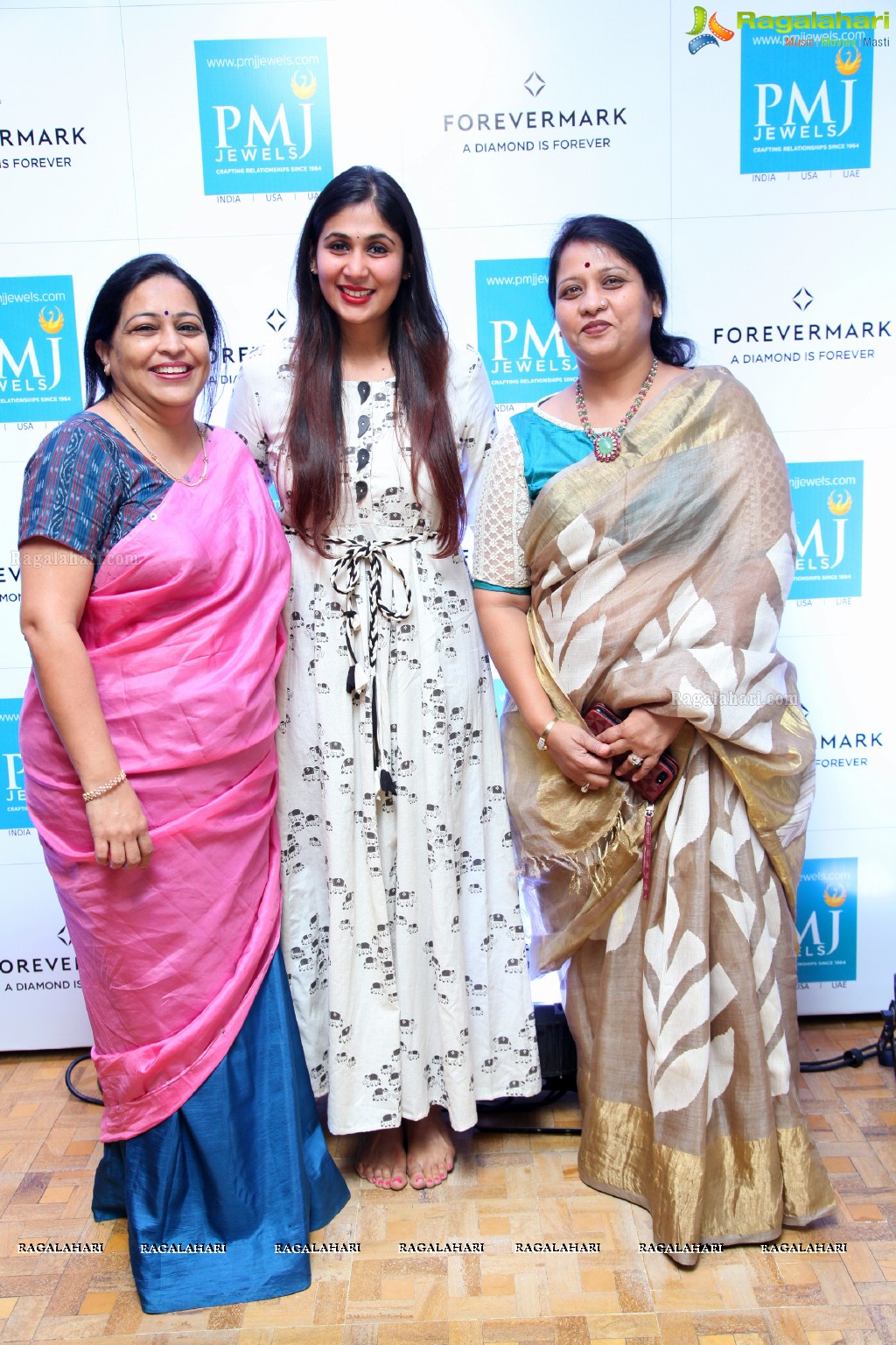 Taapsee Pannu launches Forevermark Diamond Collection at PMJ Jewels