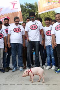 Ravi Babu's Adhugo Padayatra