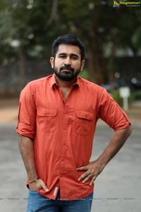 Vijay Antony's Roshagadu Thanks Meet