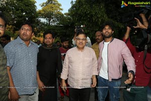Vijay Deverakonda's Taxiwala Success celebrations