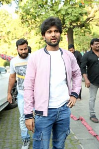 Vijay Deverakonda's Taxiwala Success celebrations