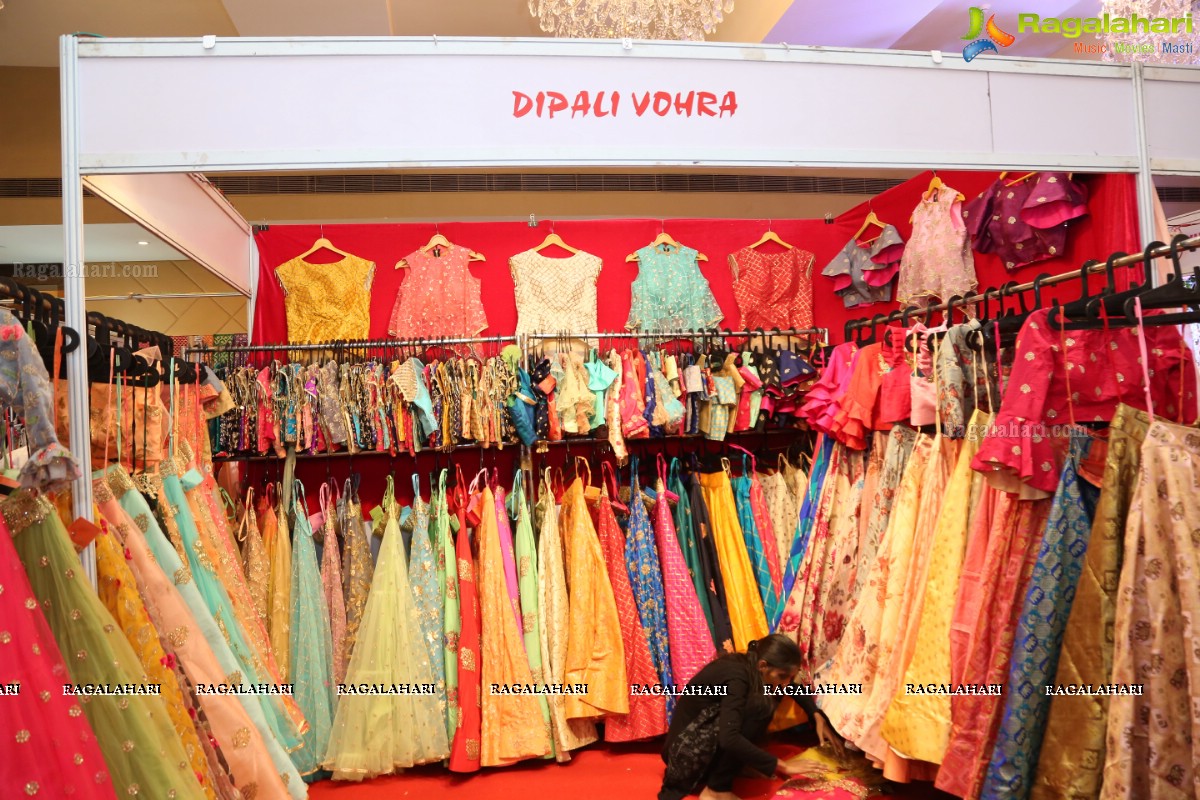 Shashi Nahata Presents Akriti Elite Exhibition & Sale @ Taj Deccan