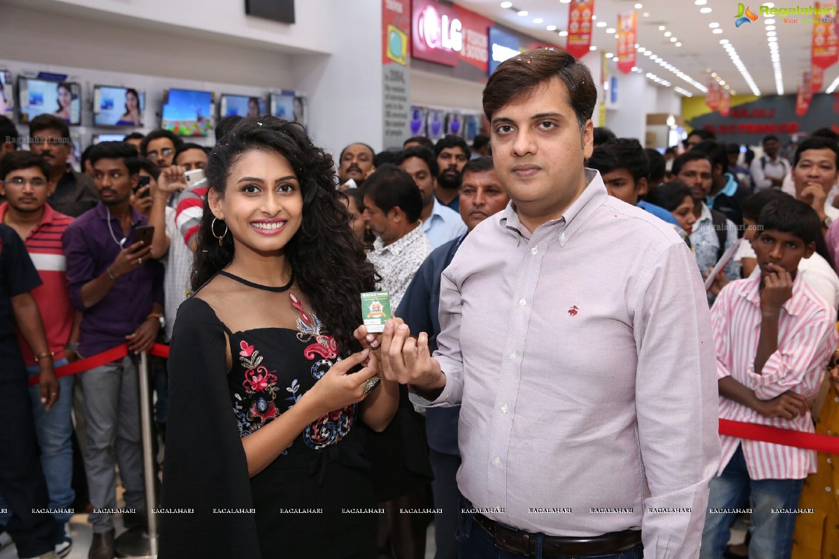 Nitya Naresh Announces Bajaj Electronics Lucky Draw Winner of Rs. 30 Lakhs at Forum Sujana Mall, Hyderabad