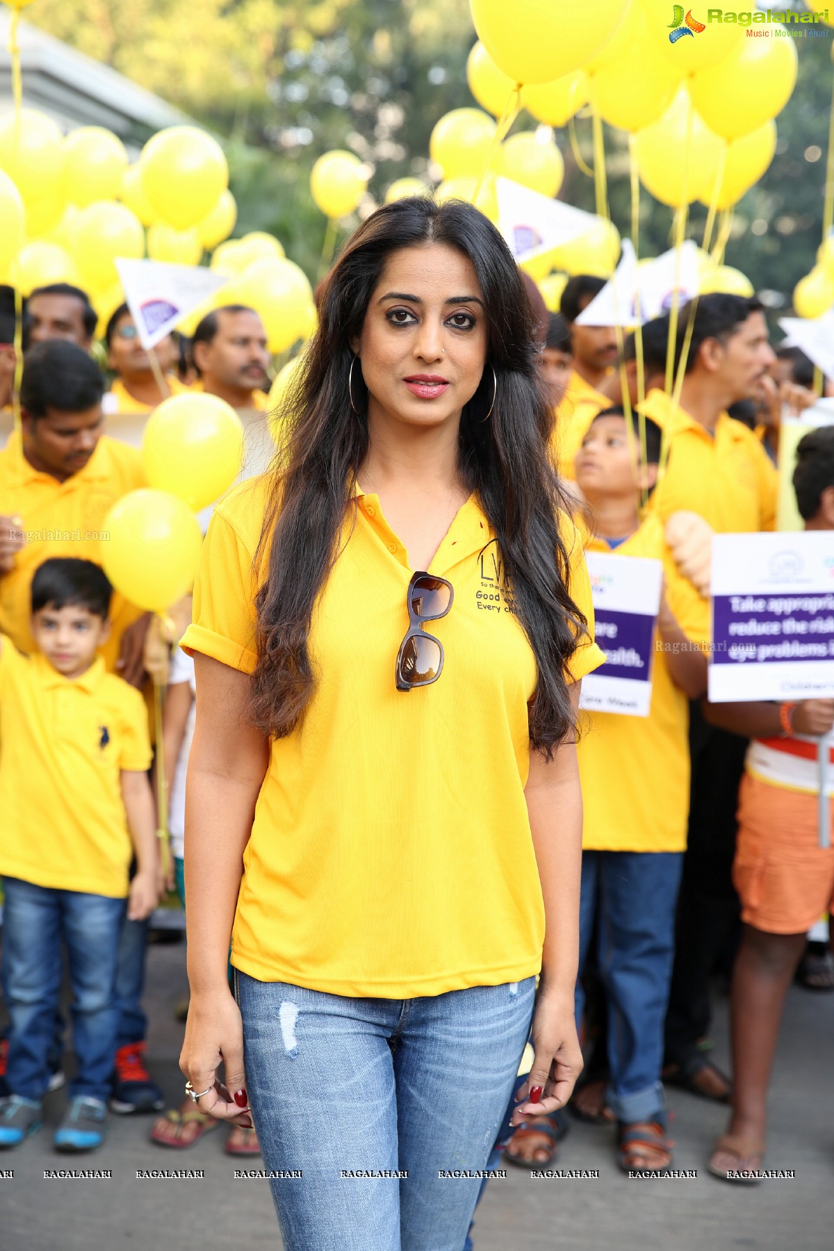 Bollywood Actress Ms. Mahie Gill Flags Off Children’s Eye Care Week 2018 Walk at L V Prasad Eye Institute