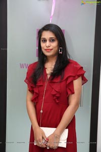 Diksha Panth Inaugurates Glam Studios Unisex Salon